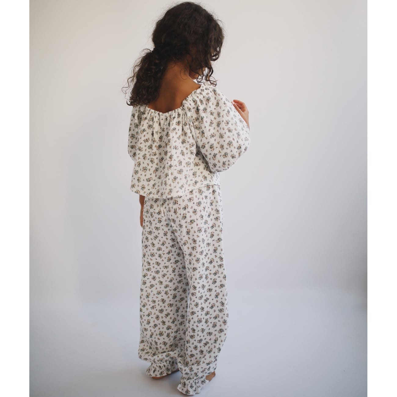 Merve Blouse & Elif Pants