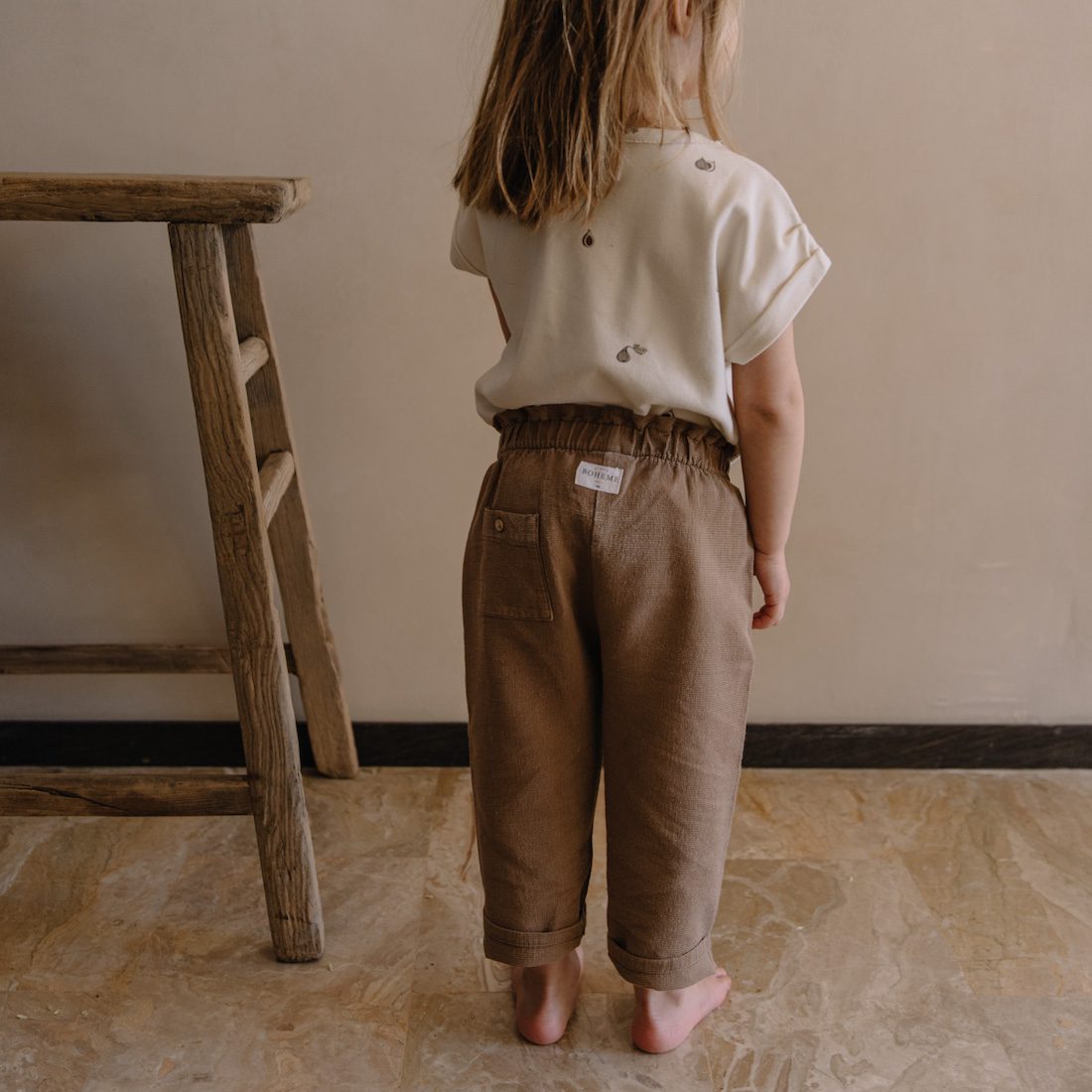 Blouse Roman Mocha Figs & Pants Cousin Latte