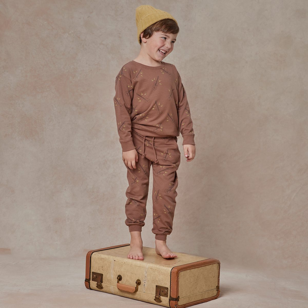 Sweatshirt & Sweatpants | Guitars