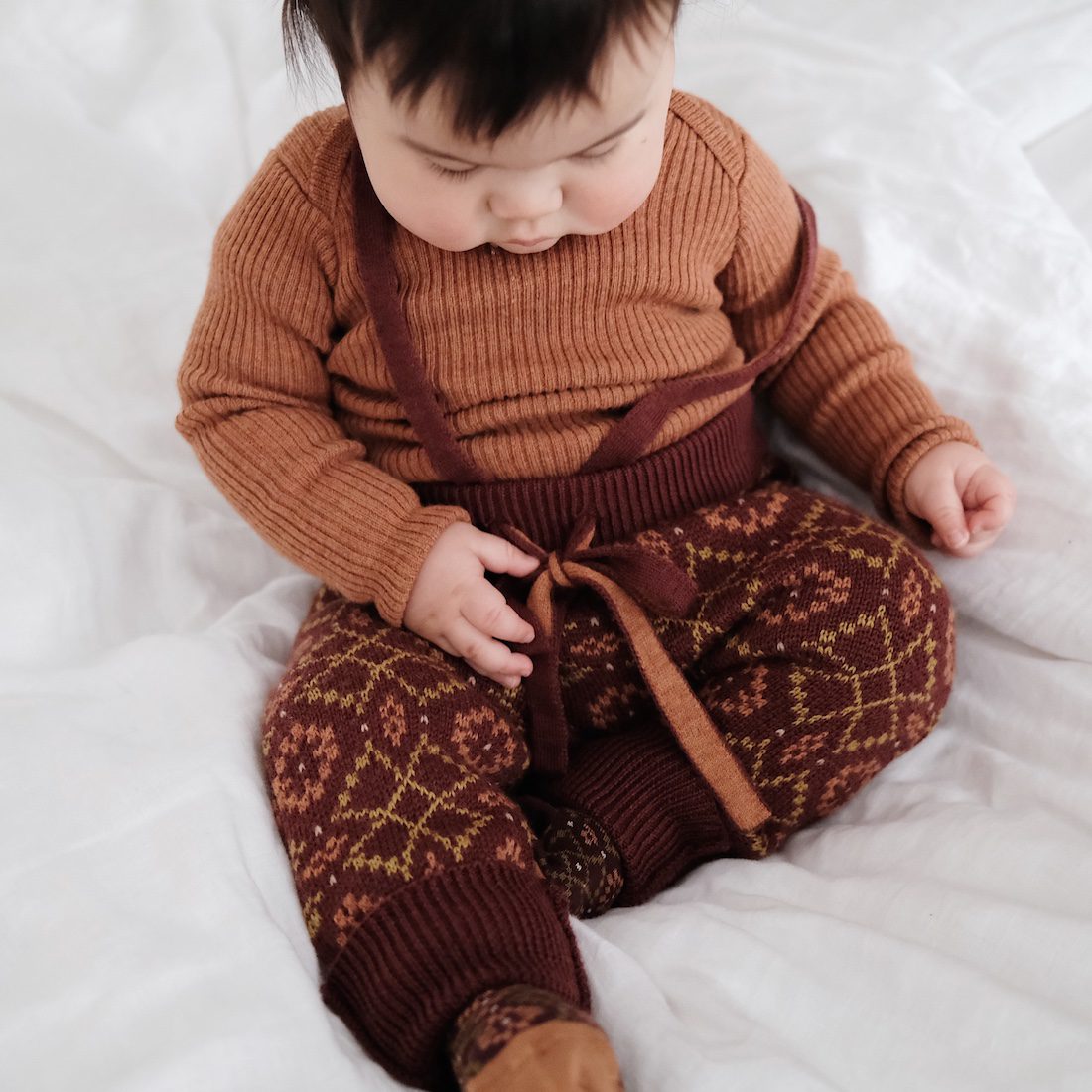 Sylfaen Skinny Rib & Amber Brecon Pants Berry