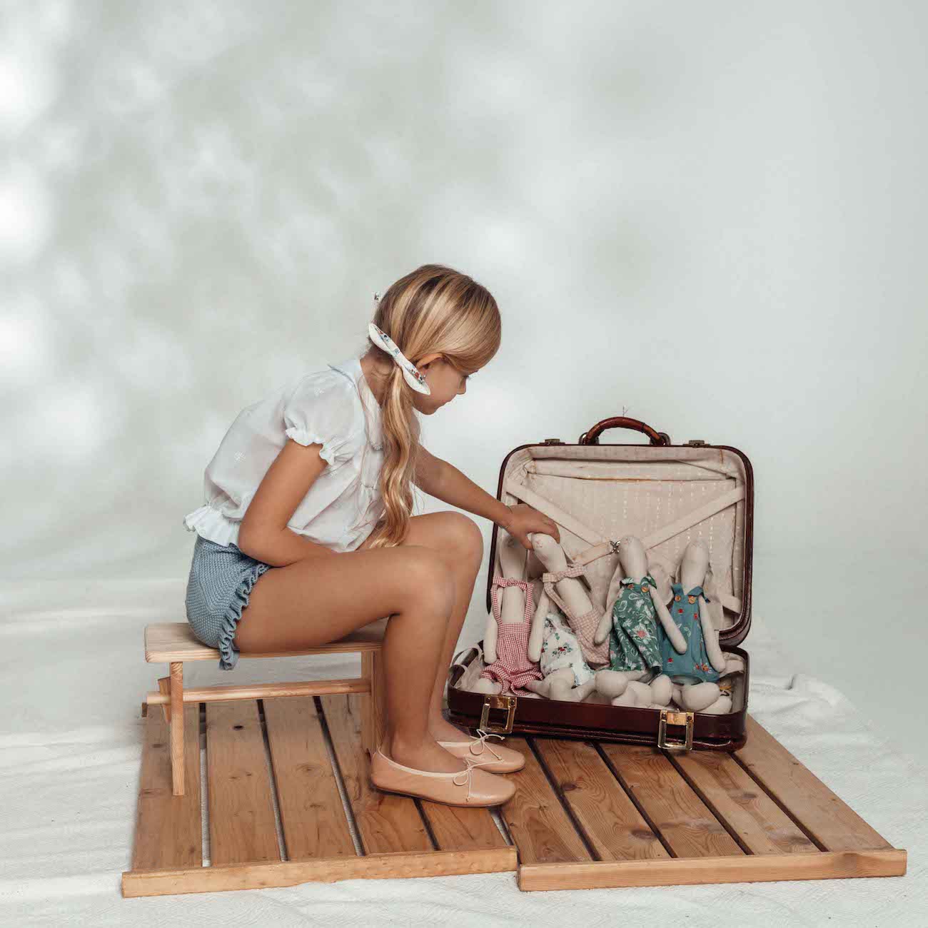 Embroidered Flower S/S Shirt