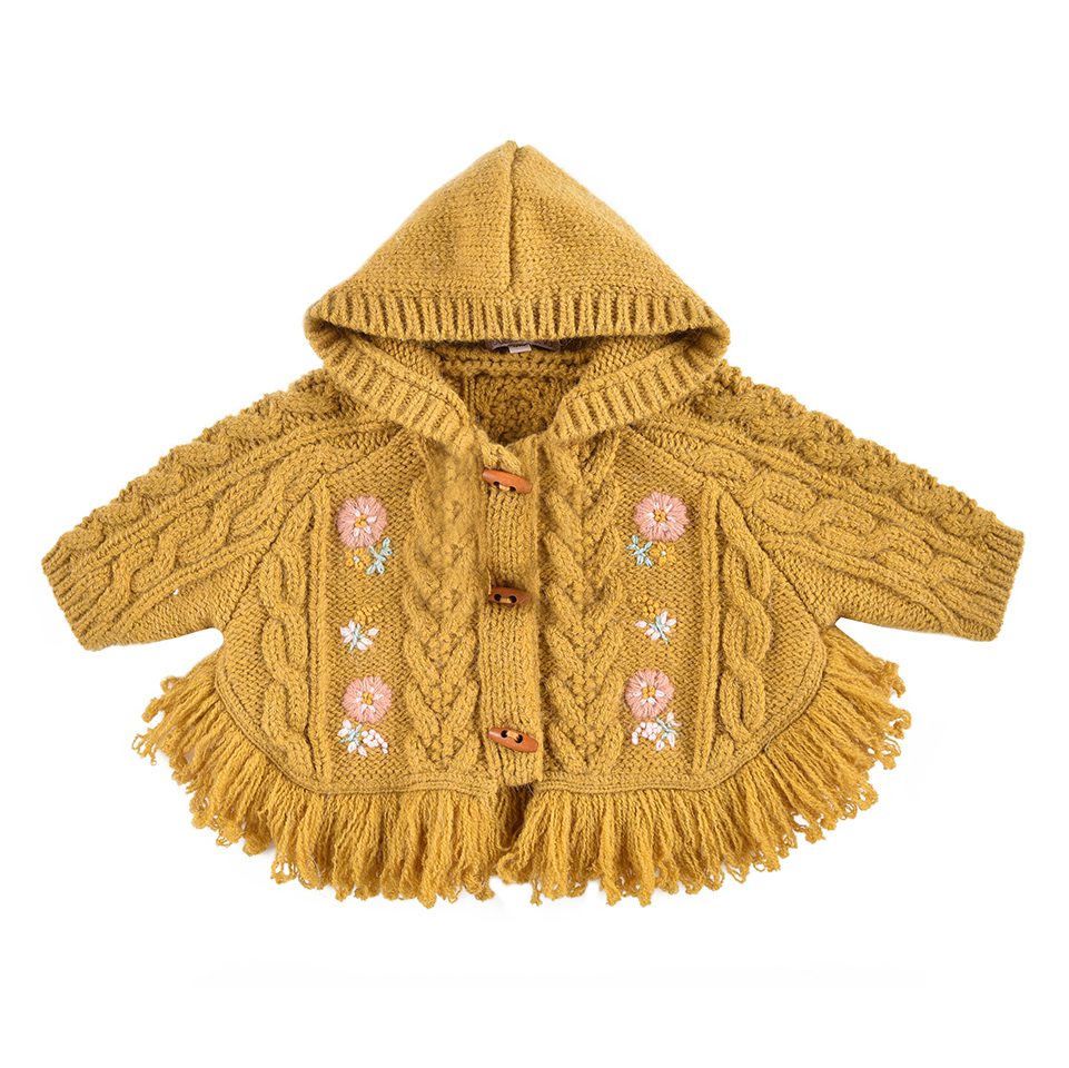 Clara Mantle | Camel