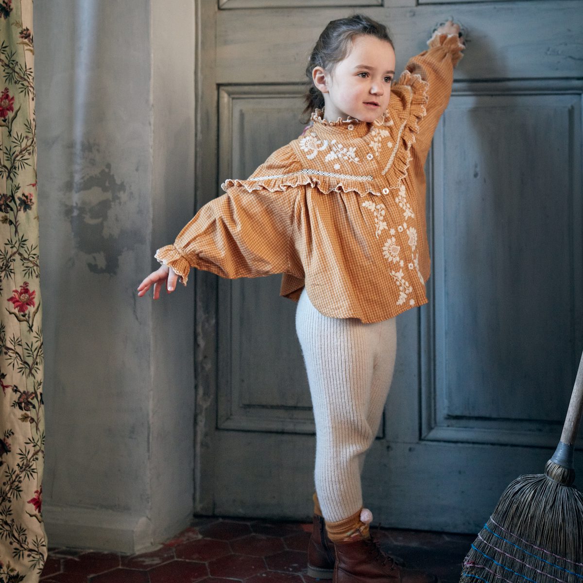 Nelia Blouse Cinnamon