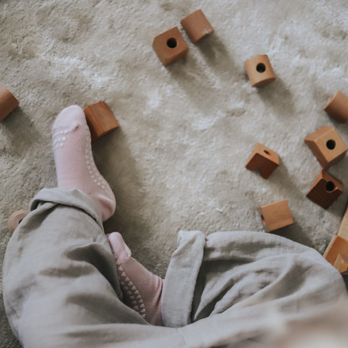 Bamboo Non-Slip Socks | Soft Pink