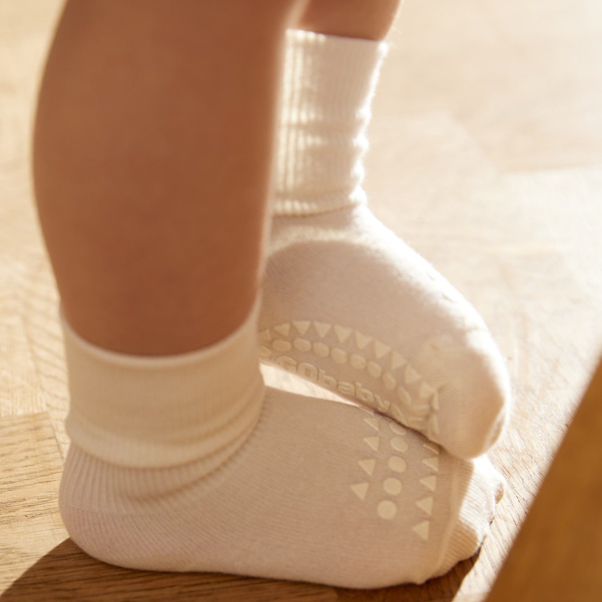 Bamboo Non-Slip Socks | Off White