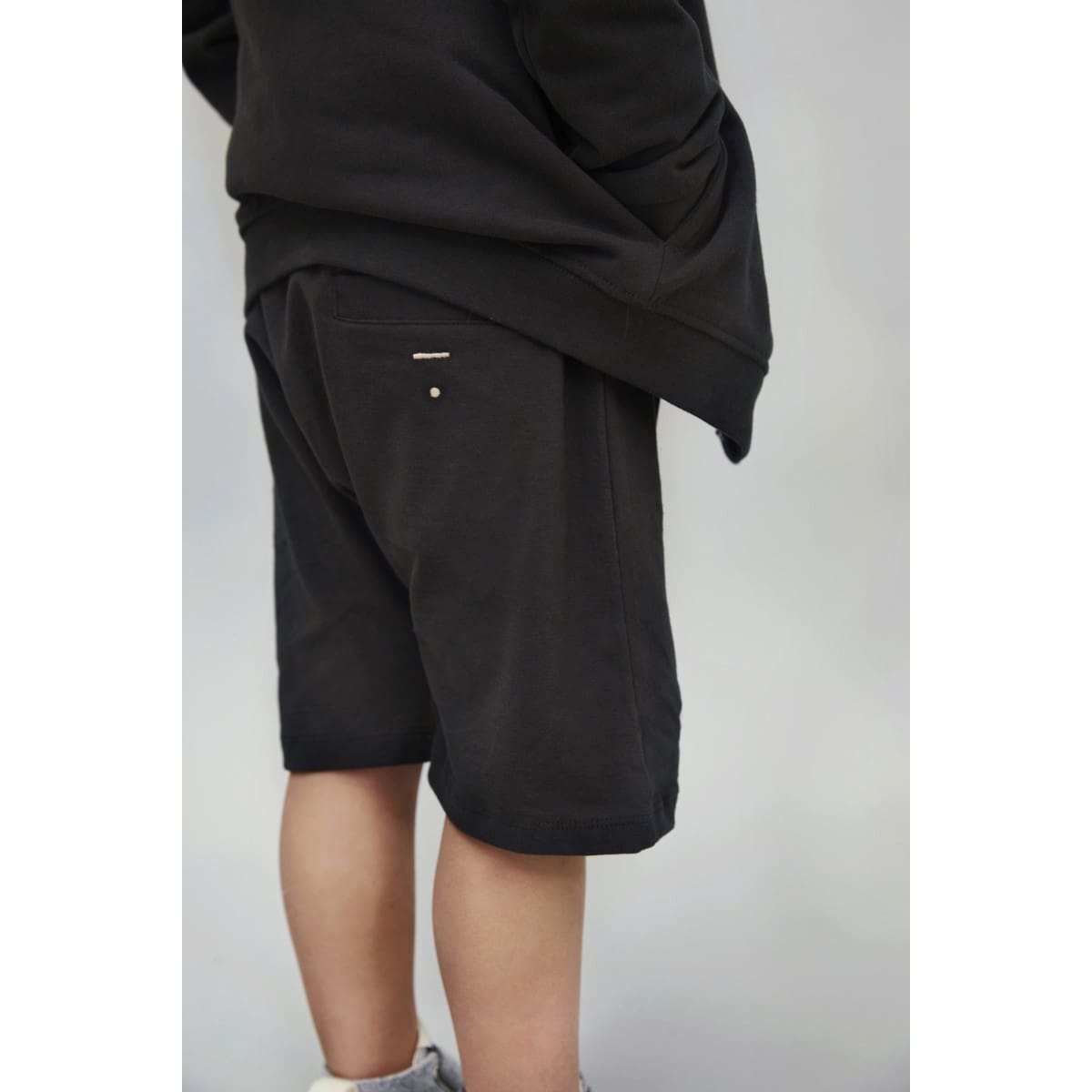 Shorts | Nearly Black