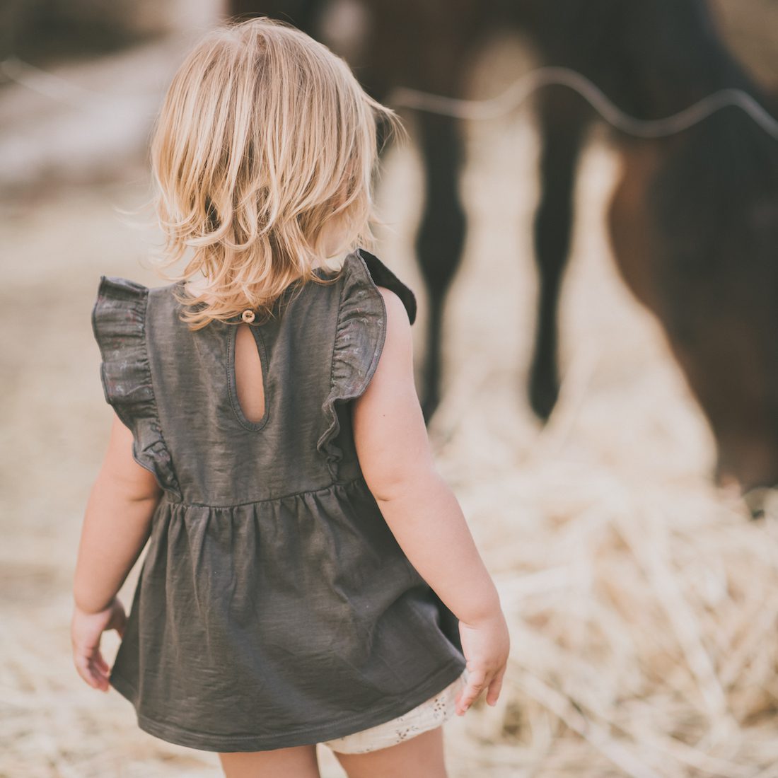 Grey Flounced Blouse & Ecru Silene Bloomer