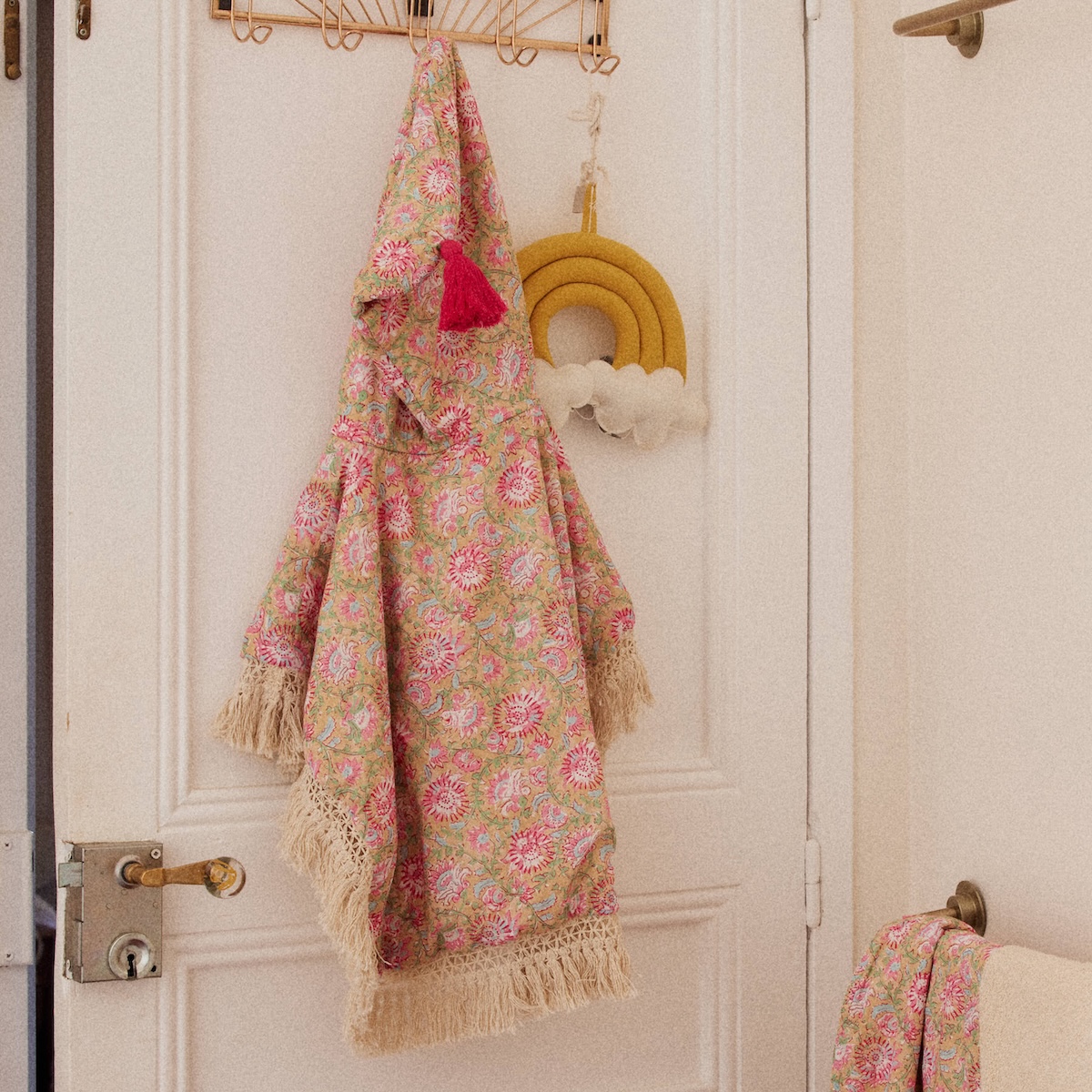 Beach Cape Mael | Yellow Capri Cove