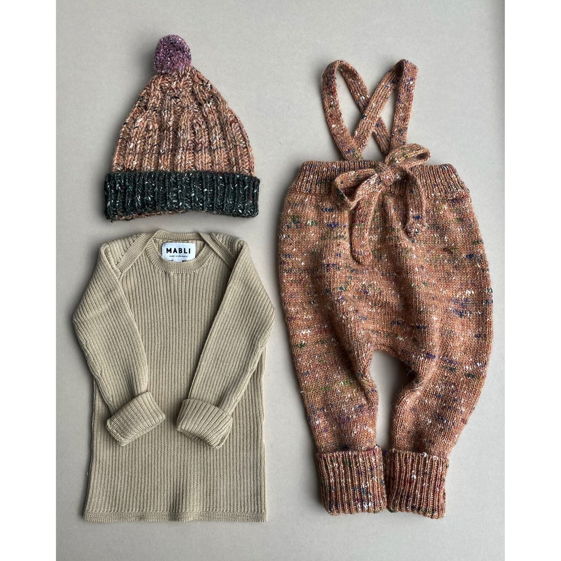 Sylfaen Skinny Rib Vintage Cream & Tylwyth Teg Pants Opal