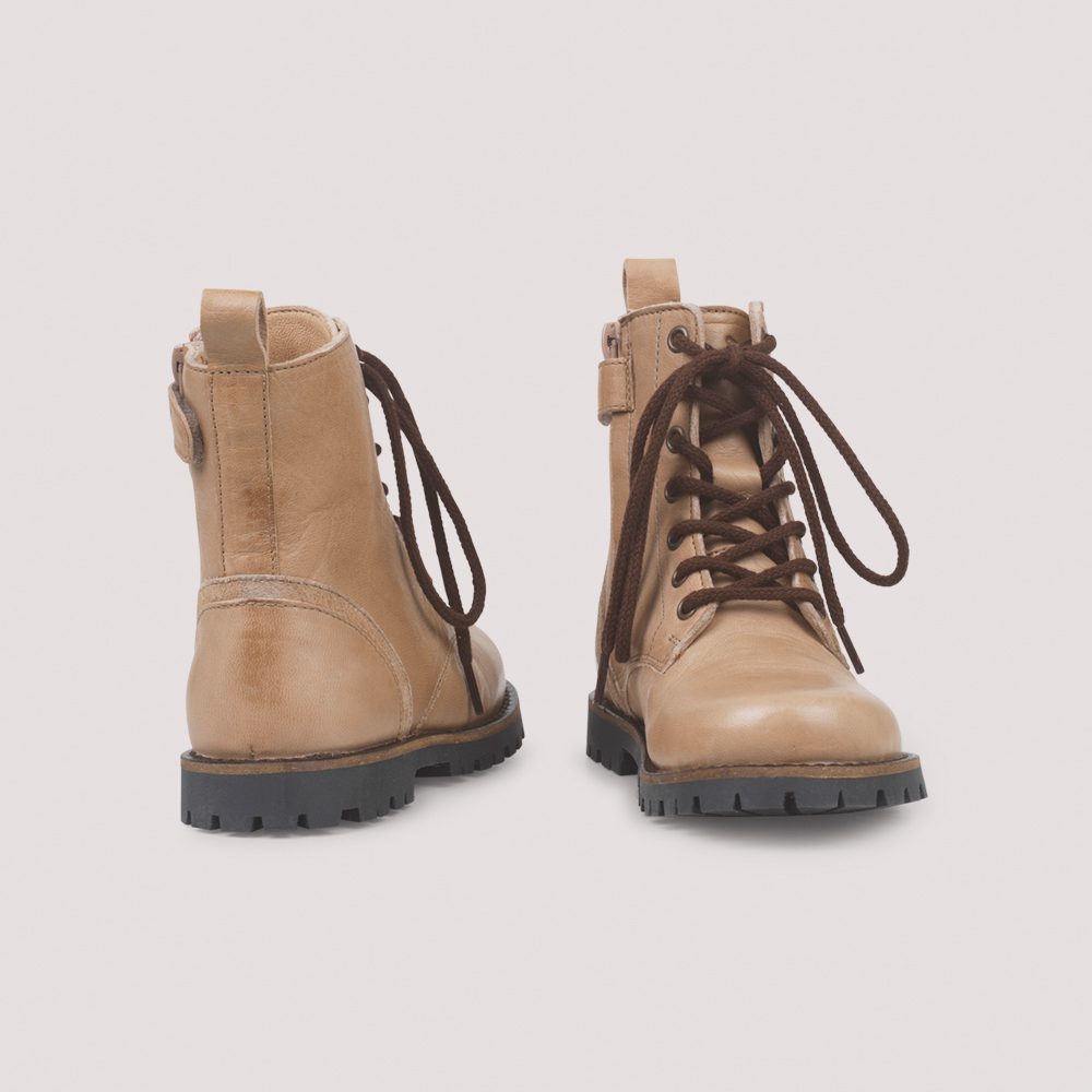 Lace Up Boots Oat
