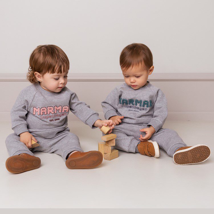 Theos Sweatshirt & Pelon Sweatpants | Spruce Logo