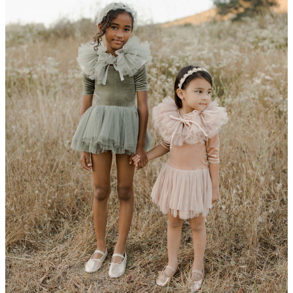 Thea Tutu | Pine