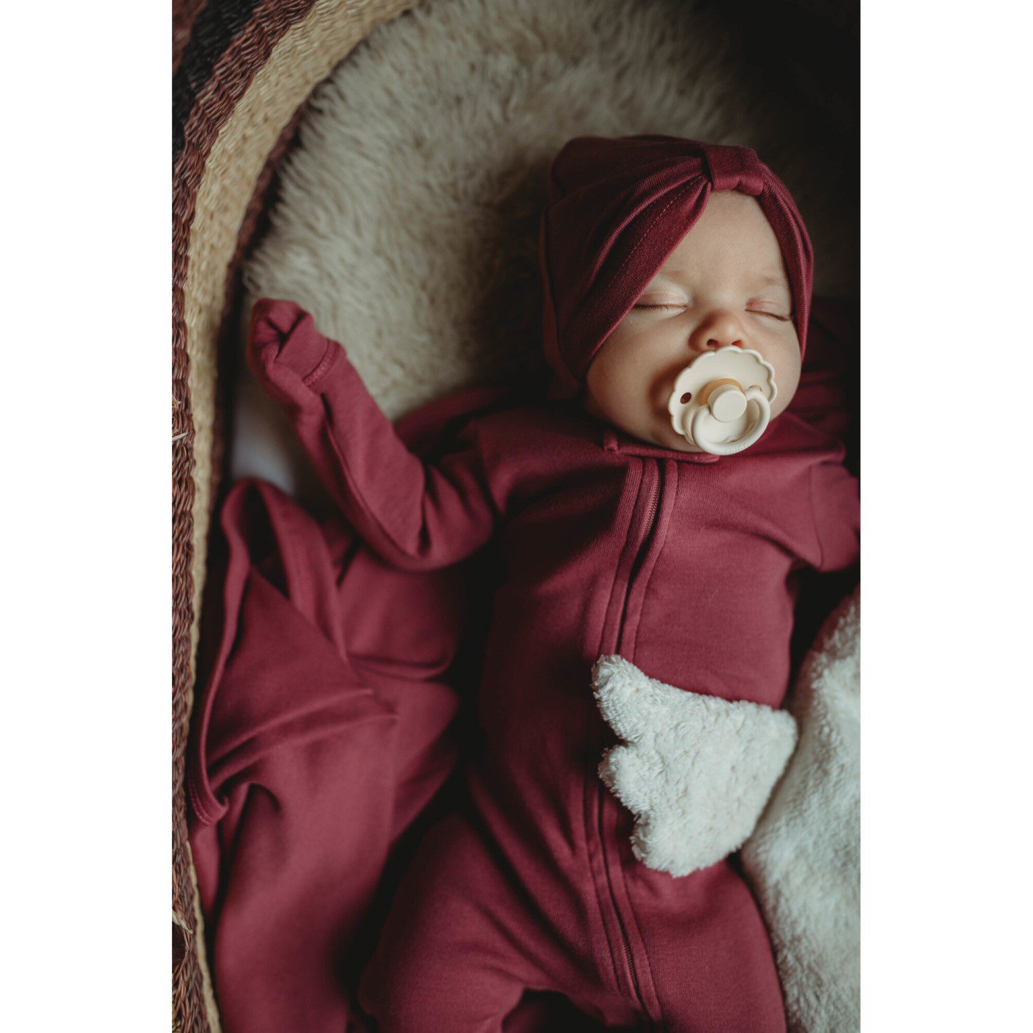 Banded Top Knot Hat | Appleberry