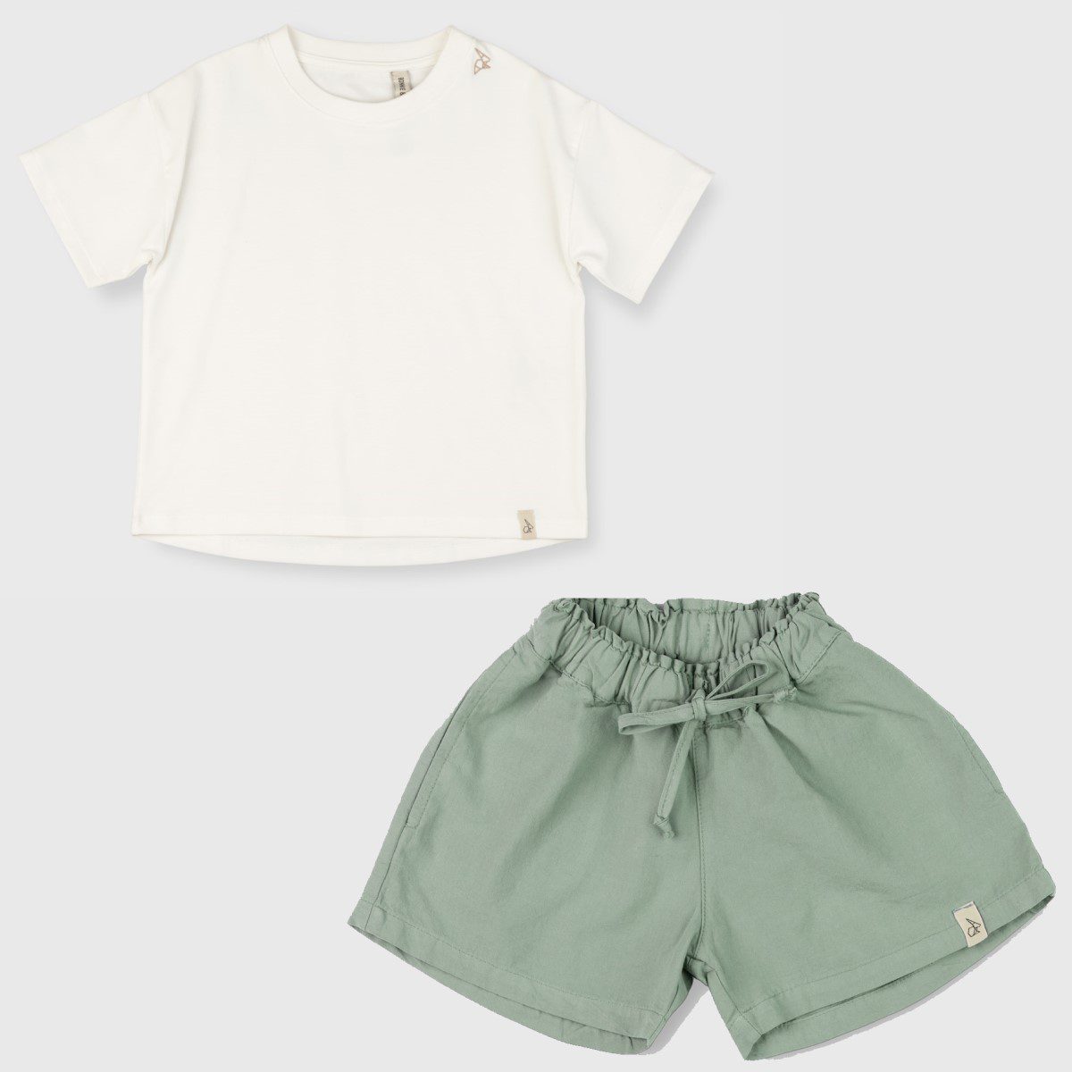Off-White Elliot T-Shirt & Sage Pablo Shorts