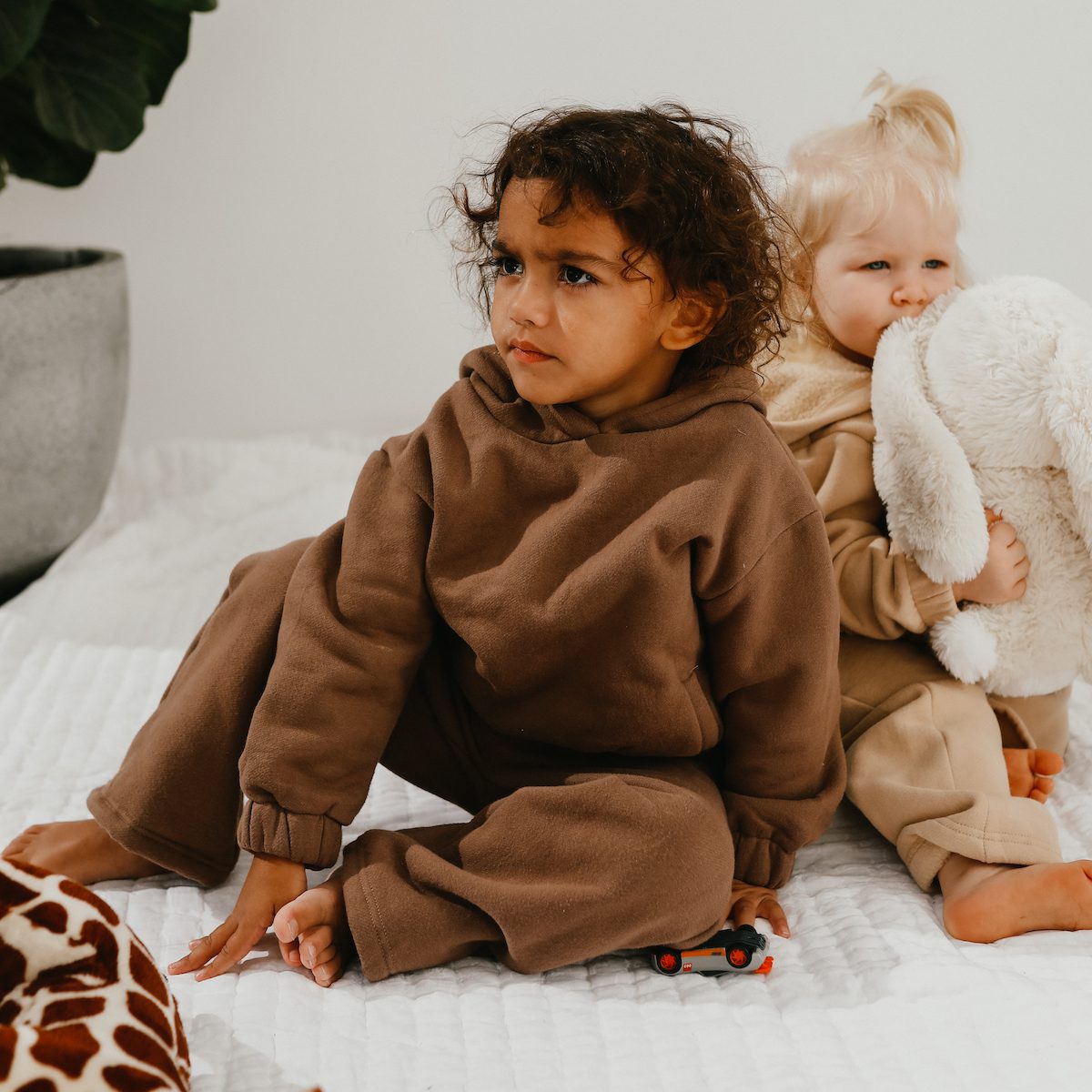 Hooded Sweater & Straight Leg Sweatpants | Cocoa