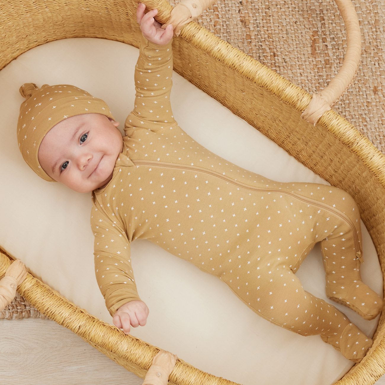 Bamboo Knotted Baby Hat | Honey