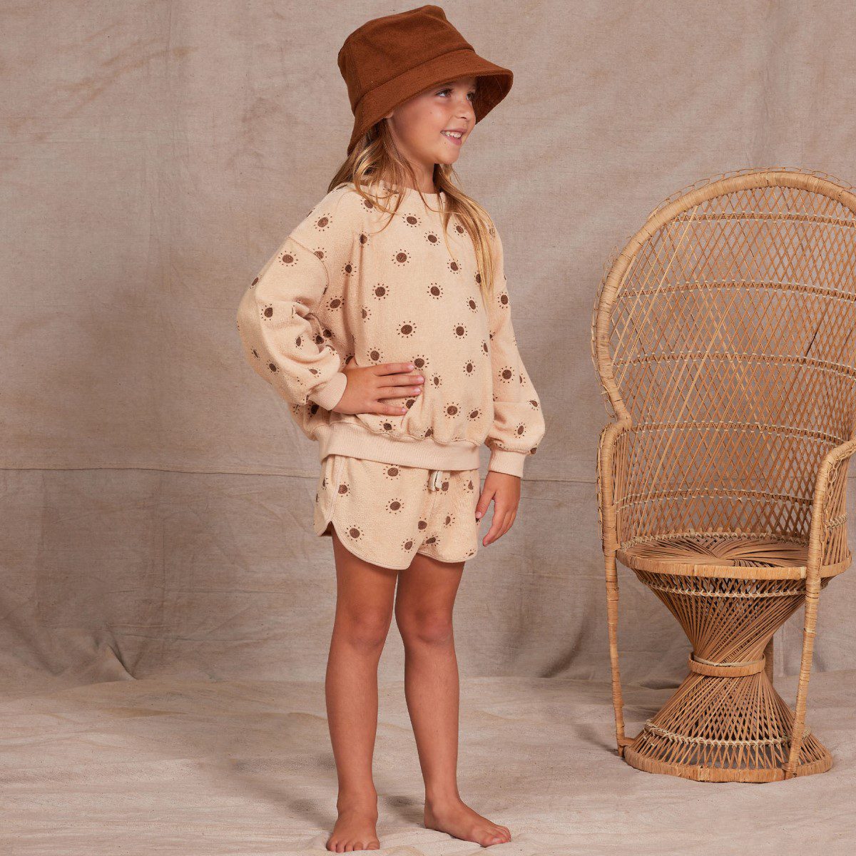 Crew Neck & Track Shorts | Suns