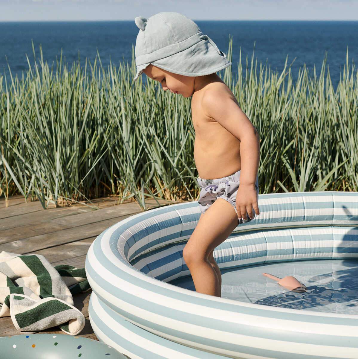 Savannah Pool | Confetti Peppermint Mix