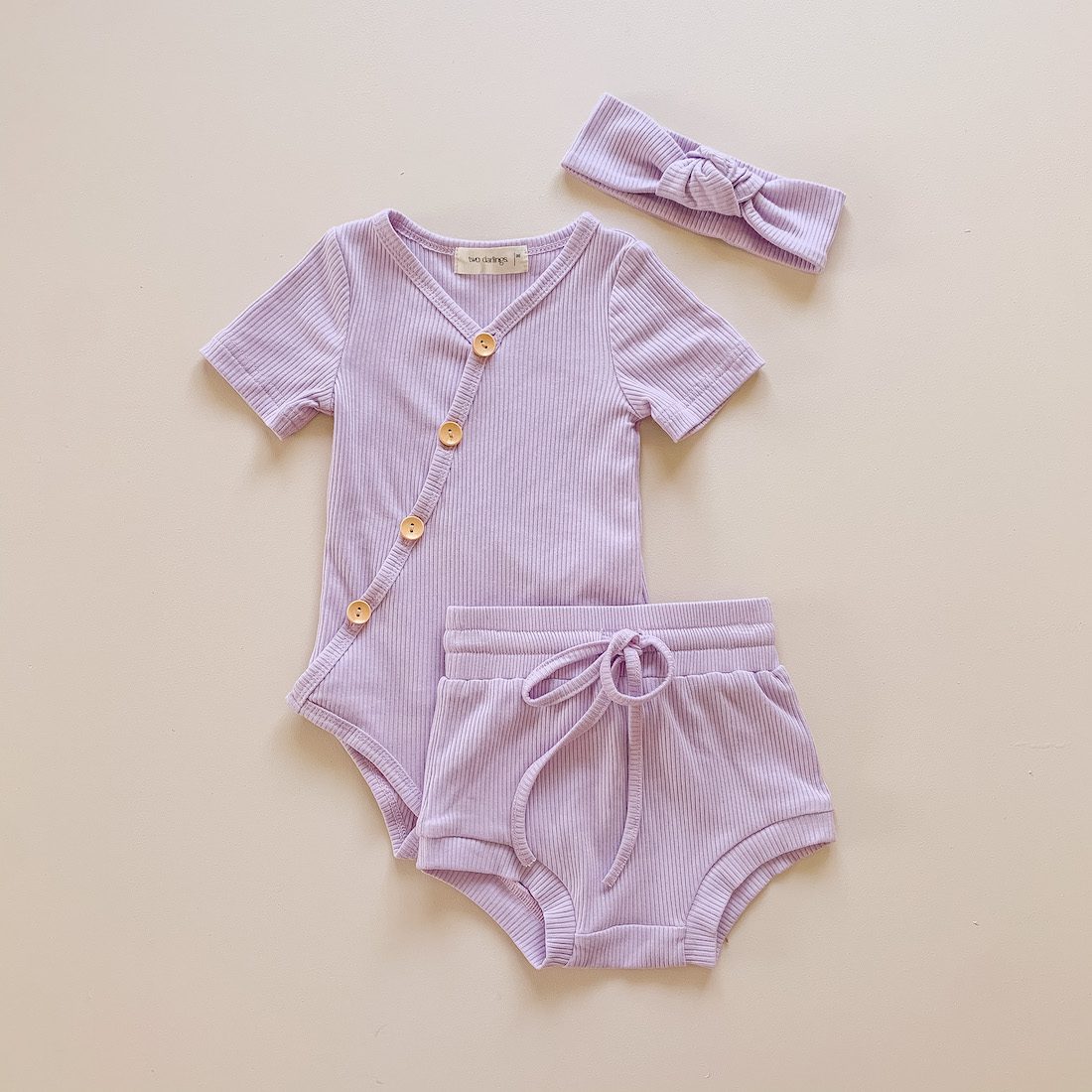 Short  Sleeve Bodysuit | Lilac