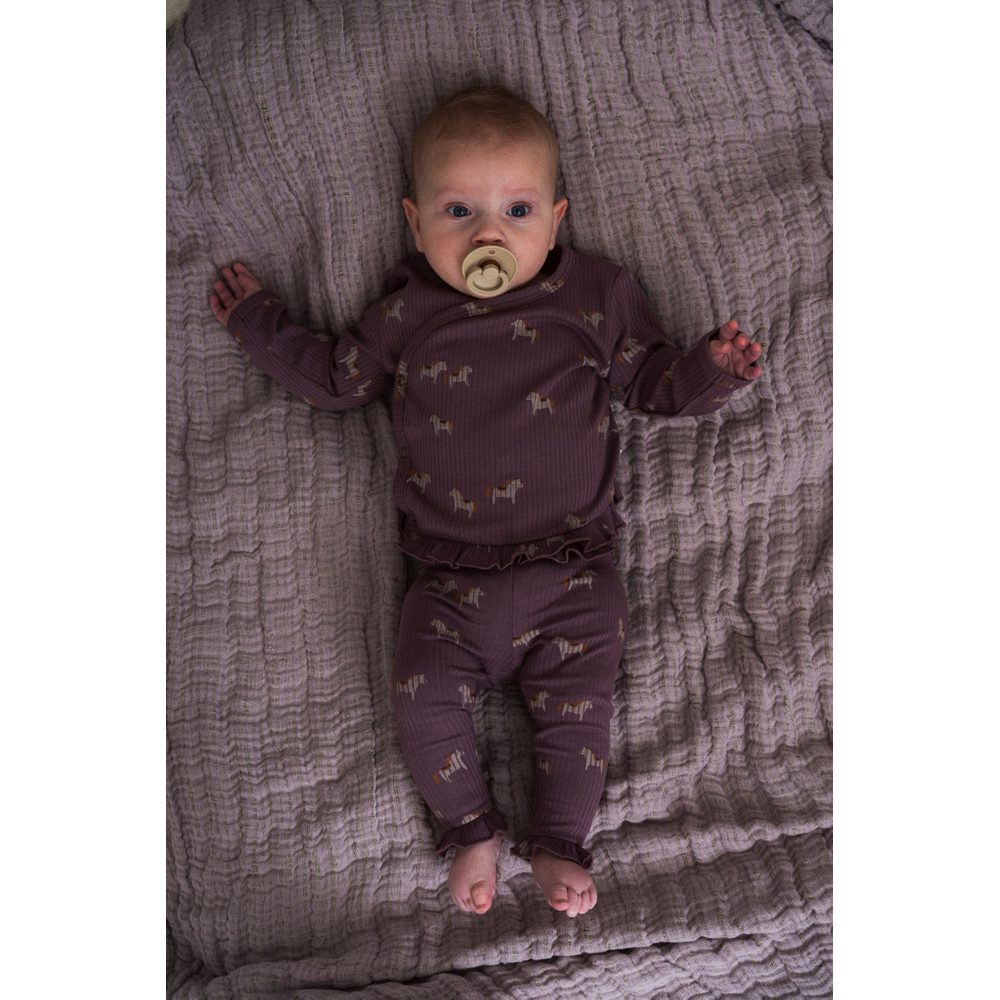 Rib Wrap Tee & Rib Ruffle Leggings | Dala Horse