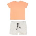 Peachy Coral Tee & Stracciatella Raw-Edged Speckles Shorts