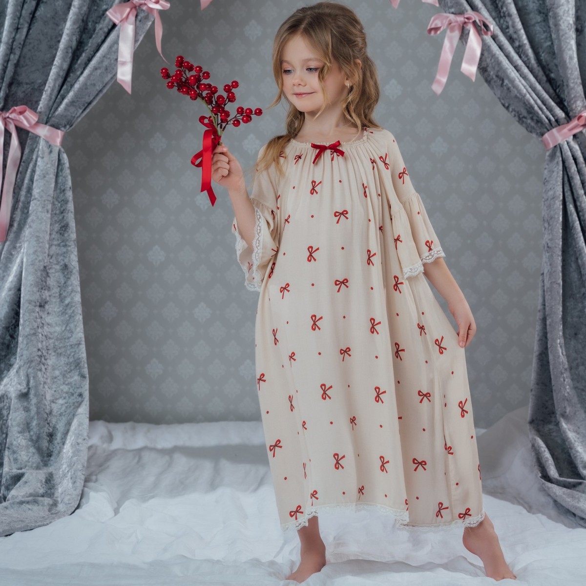 Camelia Nightdress Red Bows