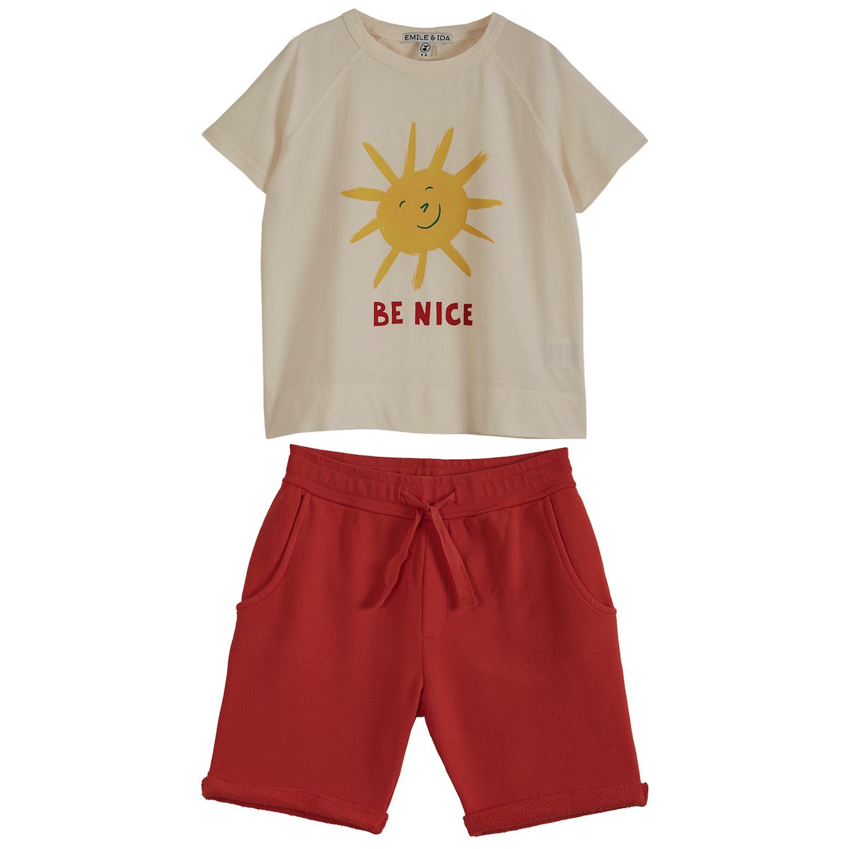 Ecru T-Shirt & Rouge Shorts