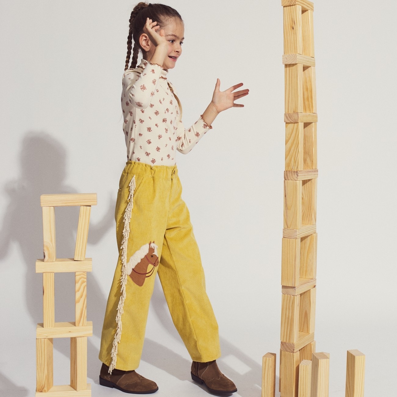 Marion Pants With Appliqué Horse