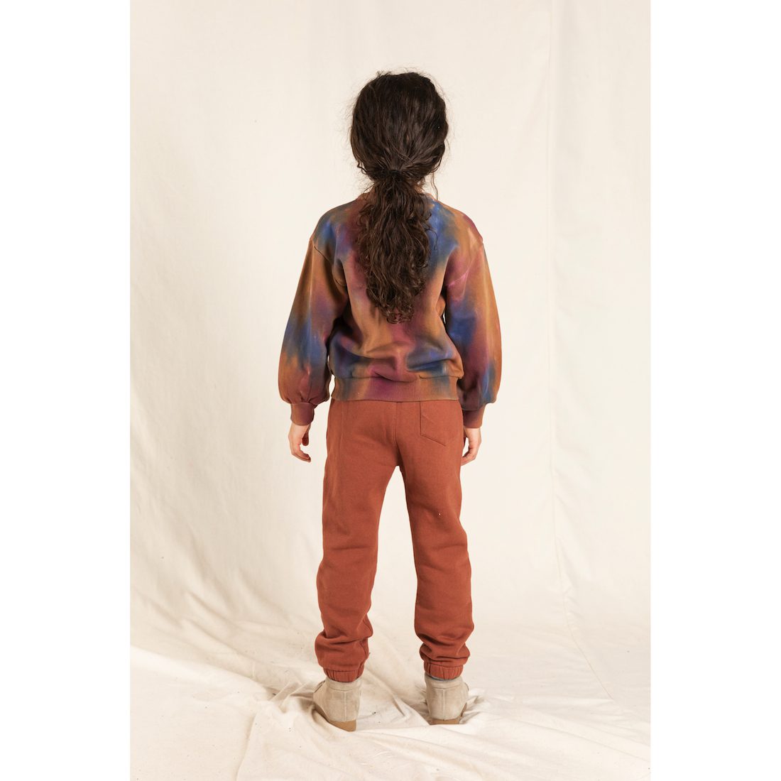 Hiroko Tobacco Tie & Dye Sweatshirt & Conor Brick Loose Fit Sweatpant