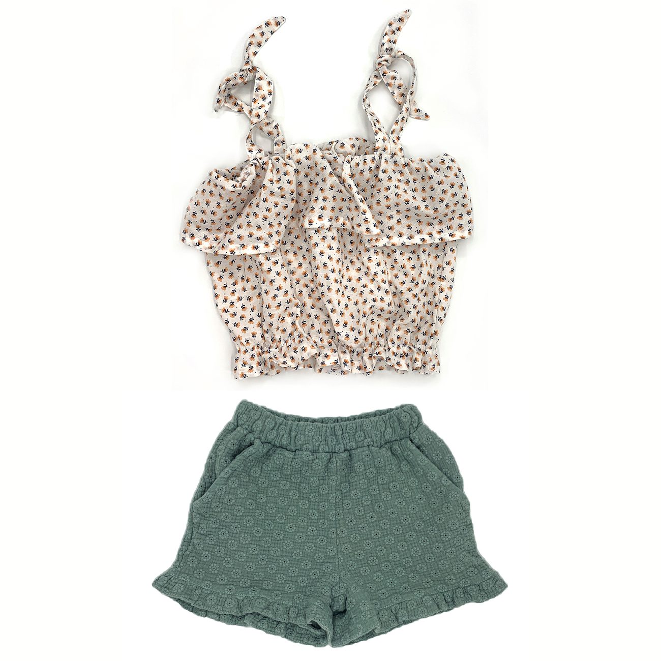 Valentina Raw Mota Top & Azucar Green Daises Shorts