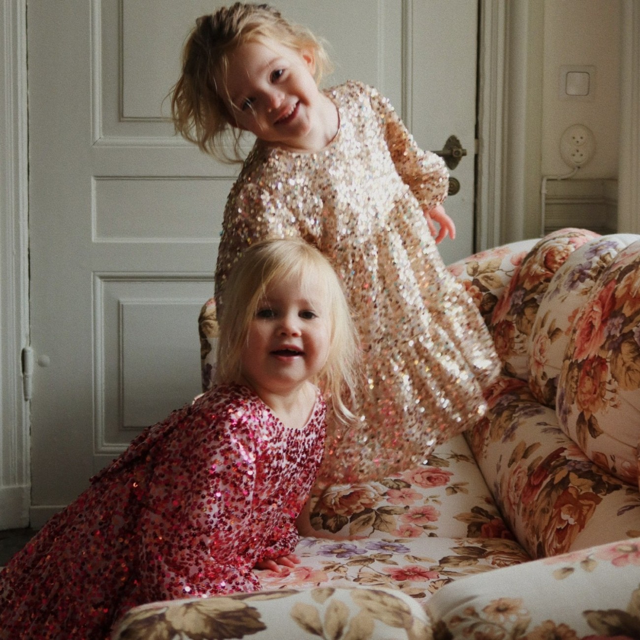 Lila Sequins Bow Dress