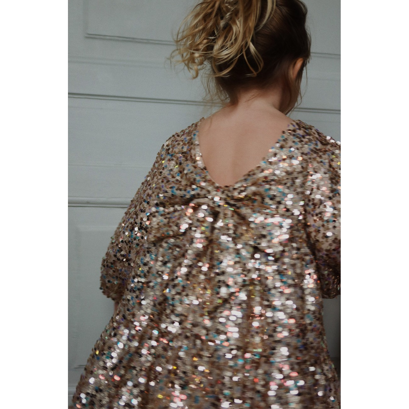 Lila Sequins Bow Dress