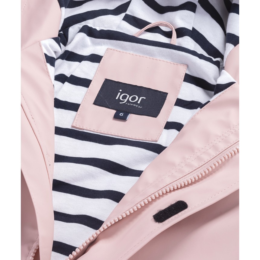 Euri Maquillaje Raincoat